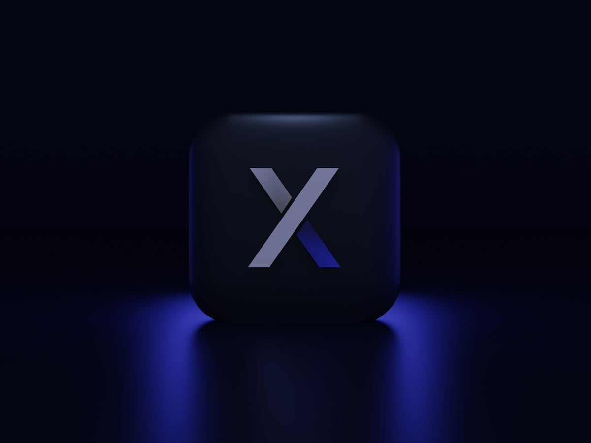 Debunking Common Myths About Unified Communication and PBX-as-a-Service - Vnetwork